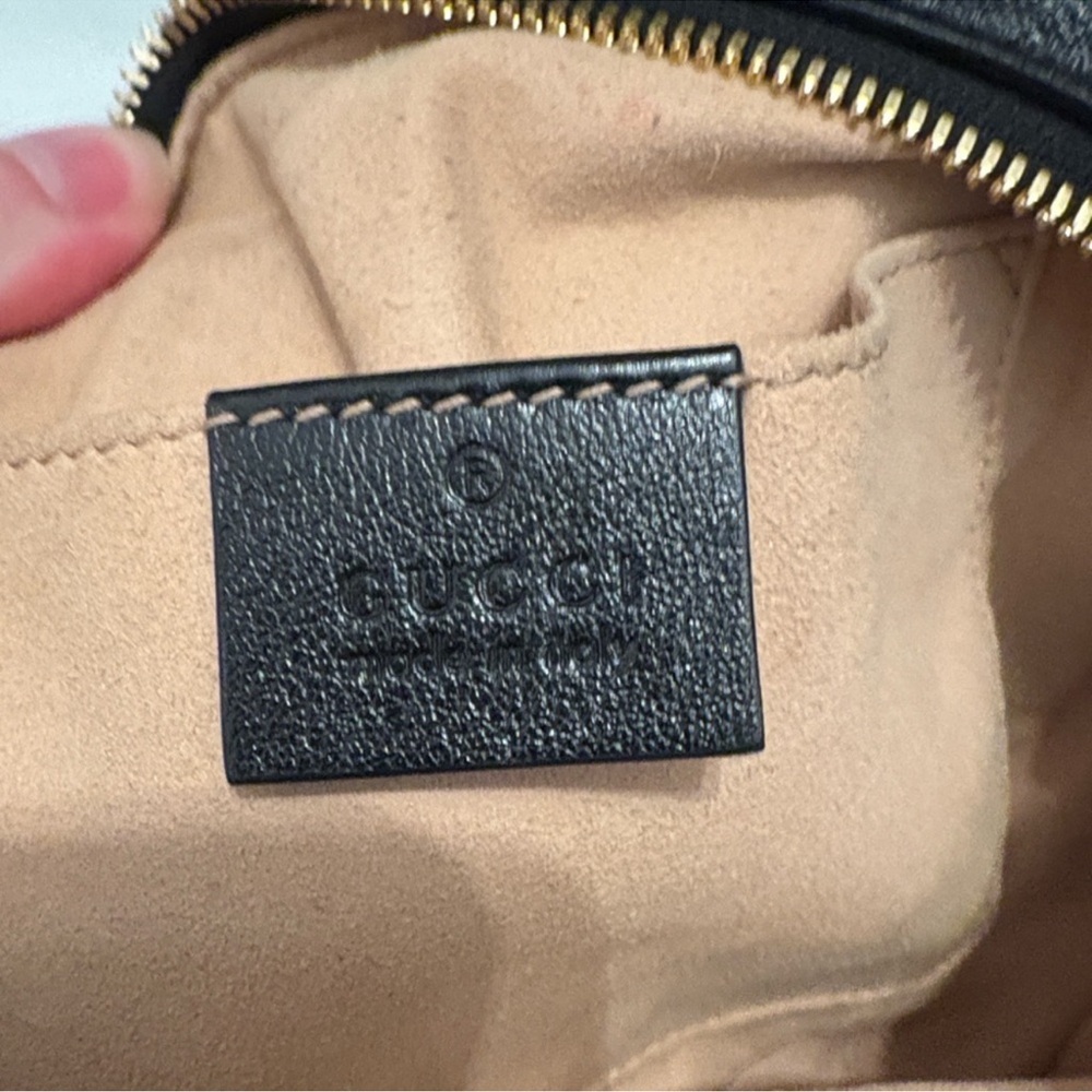 Gucci Beige and Black GG Crossbody Bag - Picture 10 of 15